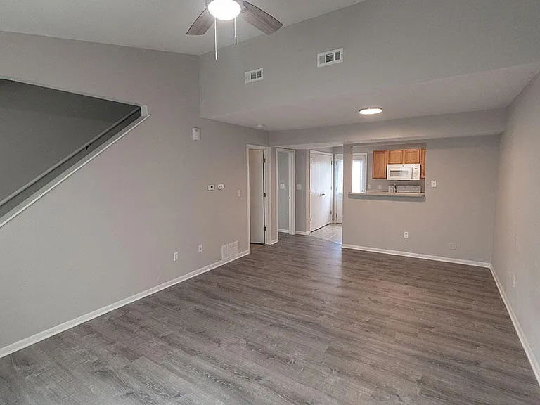 5211 Currituck Ln — Photo 4
