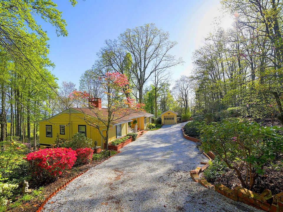 Private circular drive