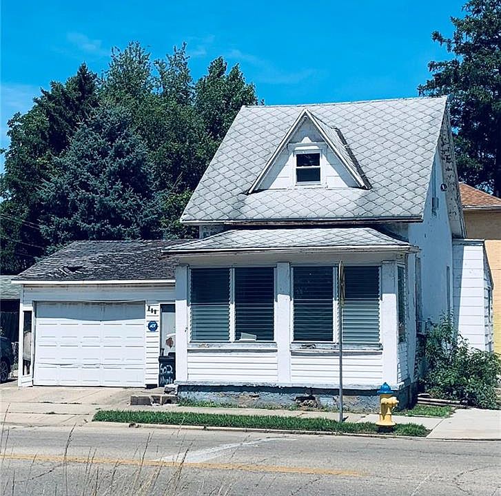 2nd image of 602 W High St