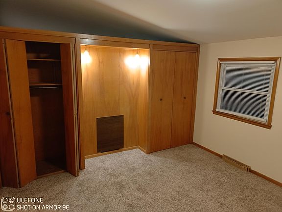 4th image of 709 Mahoning Ave NW