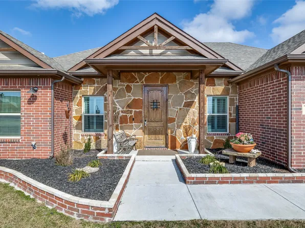 250 Alondrita St, Celeste, TX 75423