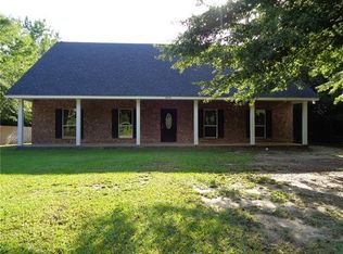 84571 Clarence Rd, Bogalusa, LA 70427