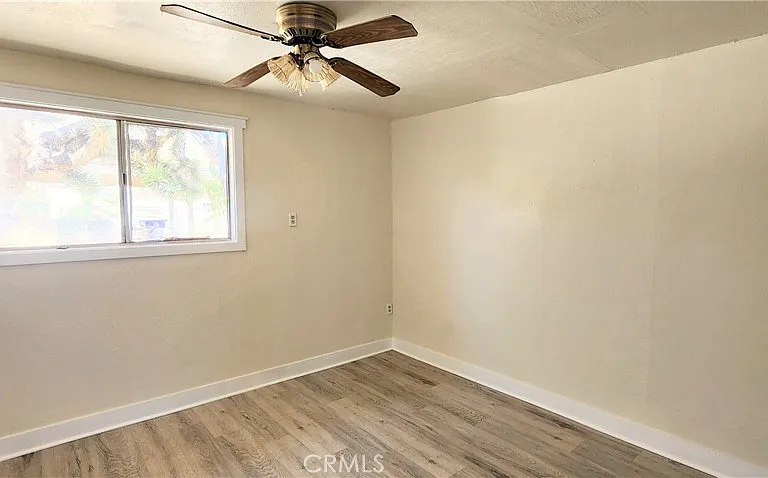 6963 Tamarisk Ave #B — Photo 8
