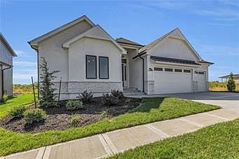 1st image of 15315 W 168th Pl