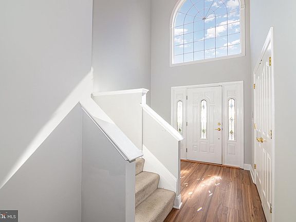 3rd image of 2199 Bordeaux Ct