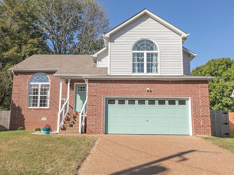 1st image of 3928 Waterford Way