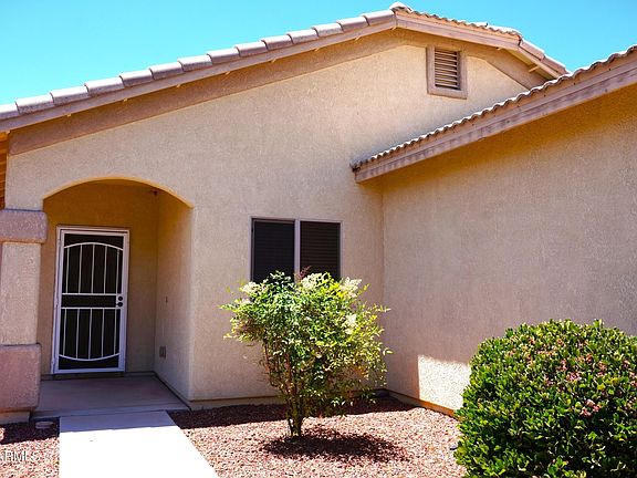2nd image of 4288 Kings Canyon Way