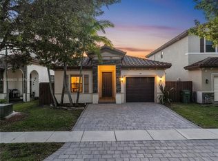 Baywinds Of Flores, Homestead, FL 33033