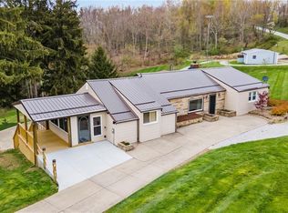 10137 Hill Church St SE, East Canton, OH 44730