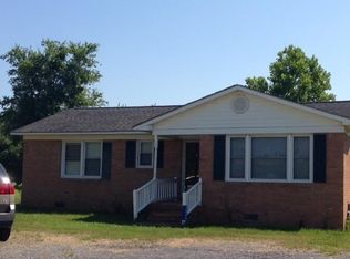 1326 N Matthews Rd, Lake City, SC 29560