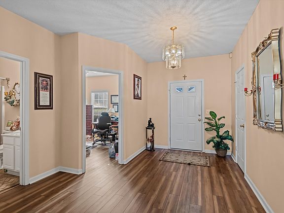 3rd image of 320 Baccharis Dr