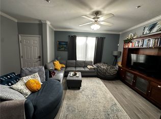 305 Holleman Dr E APT 301, College Station, TX 77840