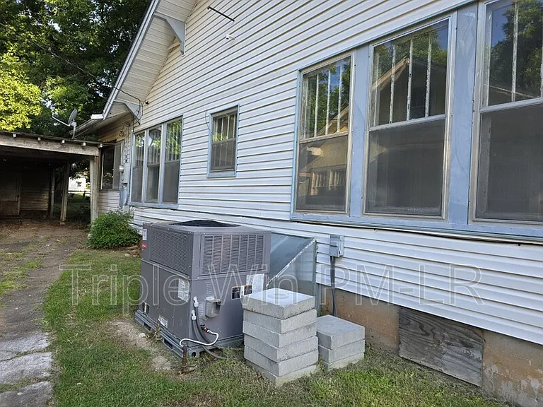 609 N Morrill St — Photo 38