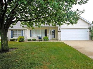 1071 Arbor Trl, Decatur, IL 62526