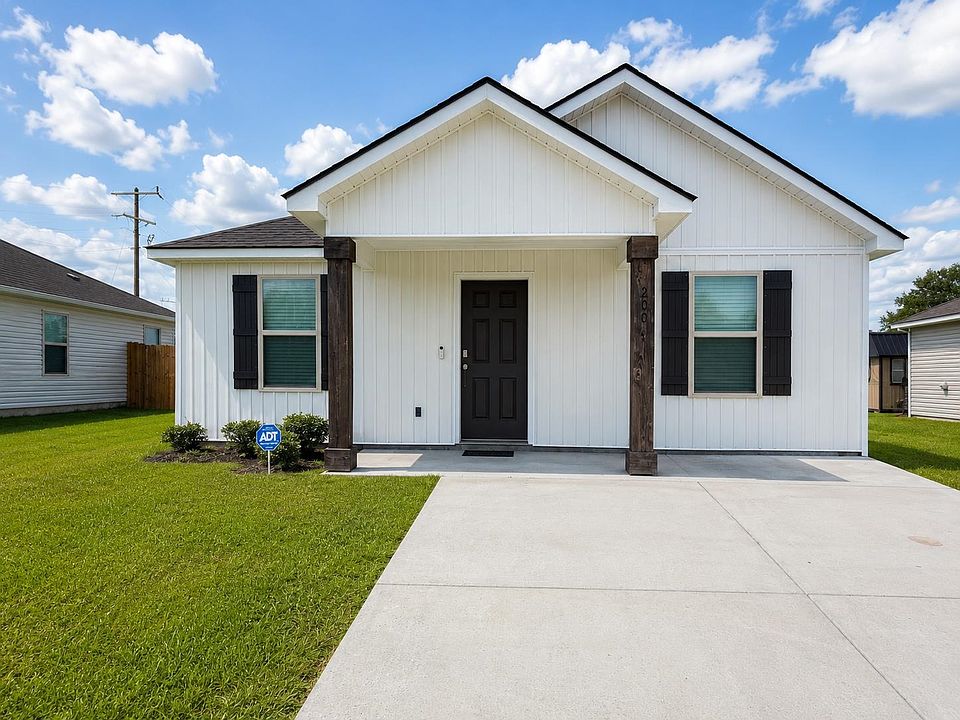 1st image of 200 Benjamin Dr