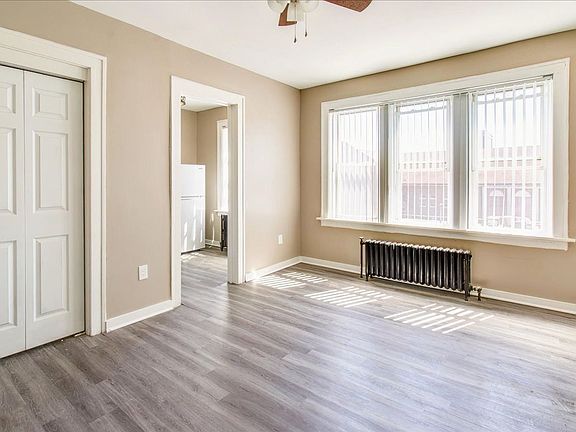 4th image of 574 W Huron St #79e7e809a