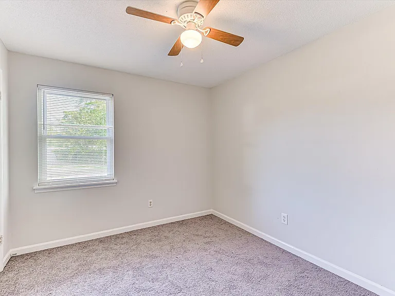 4116 Melrose Dr — Photo 19