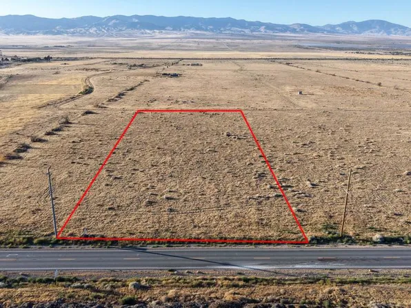 31 W Avenue C #15, Lancaster, CA 93536