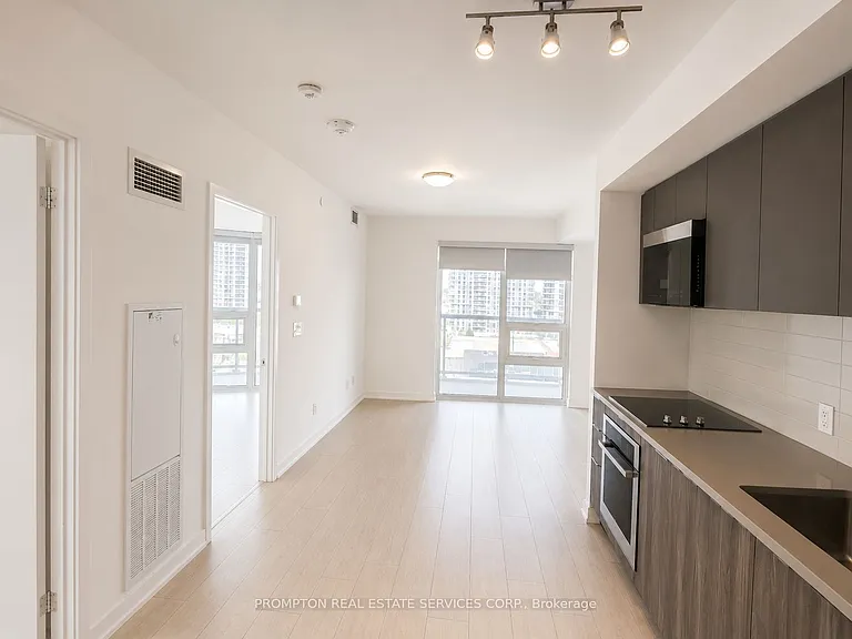 2033 Kennedy Rd #906 — Photo 8