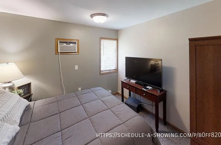 2445 Werner St #25 — Photo 6