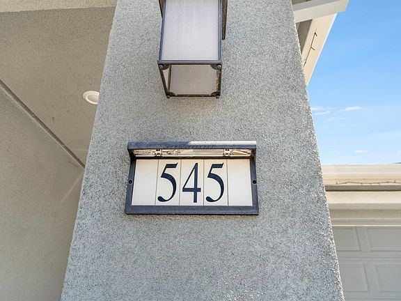 5th image of 545 Chimes St