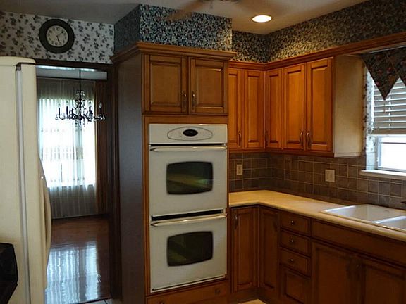 3rd image of 15303 Cobre Valley Dr