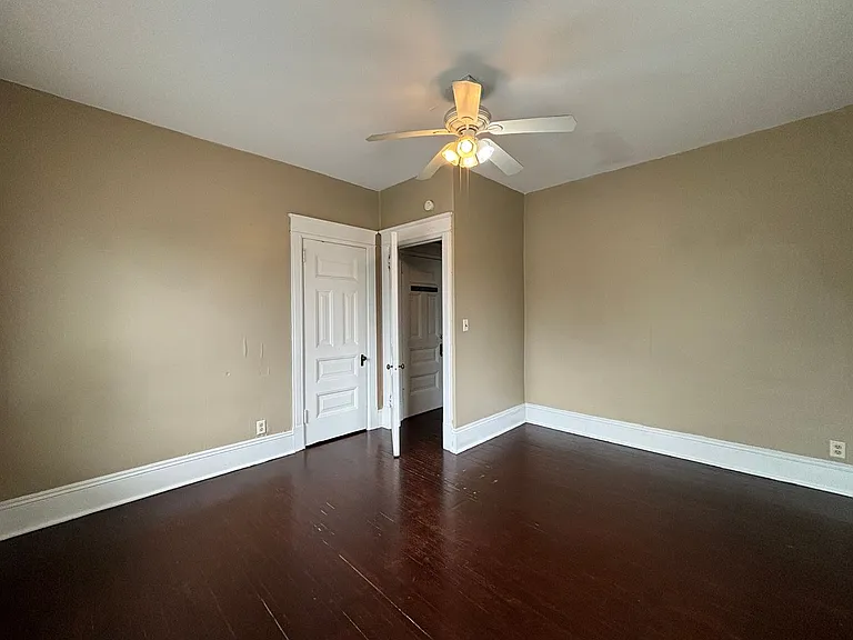 1863 Marshall Ave — Photo 7