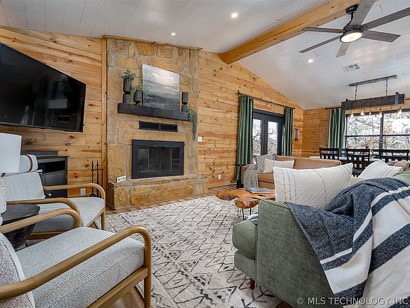 4th image of 4718 Drury Woods Dr