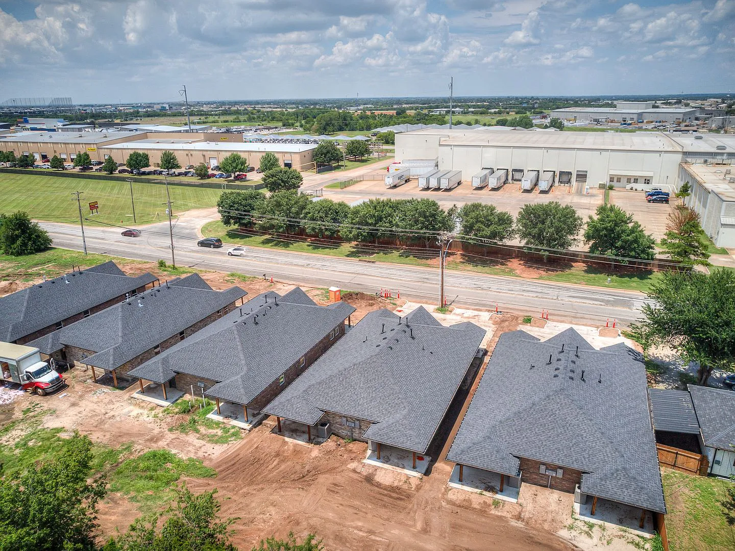 Brand-New 3-Bed Duplex in OKC Move-In Ready — Photo 4