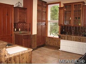 Large Kitchen 