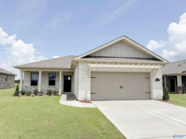 1030 Maplehurst St, Decatur, AL 35603