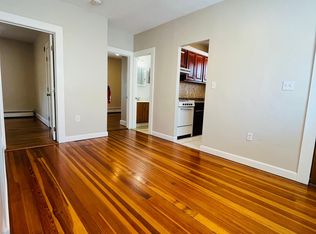 82 Darlingdale Ave #3, Pawtucket, RI 02861