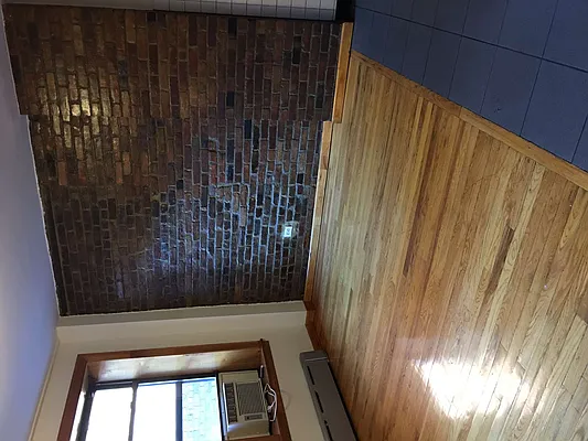 Rented by Peter Meskouris LREB | media 30