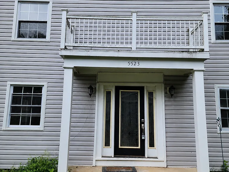 5523 Green Dory Ln — Photo 1