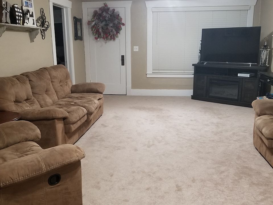 2nd image of 1401 Conant Ave