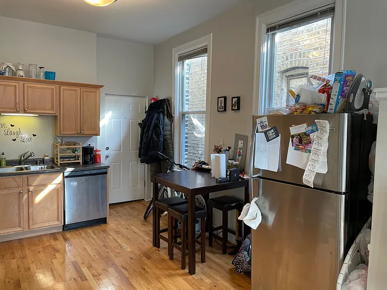 1344 N Bosworth Ave #2R — Photo 5