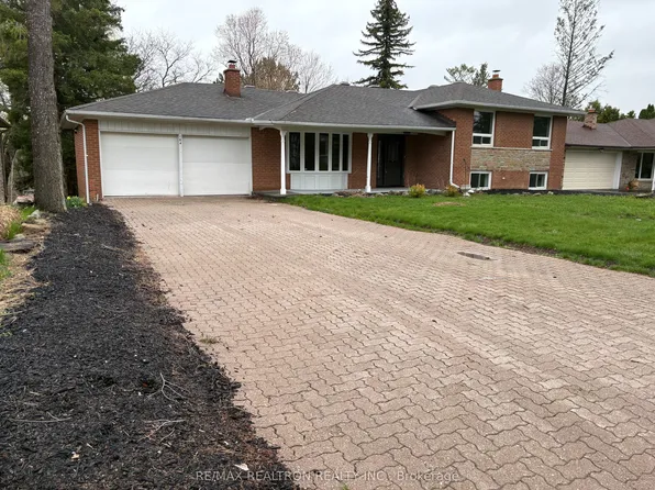 164 Norman Dr, King, ON L7B 1J5