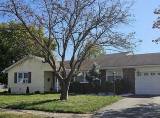 75 Albany Ave, Pompton Lakes, NJ 07442