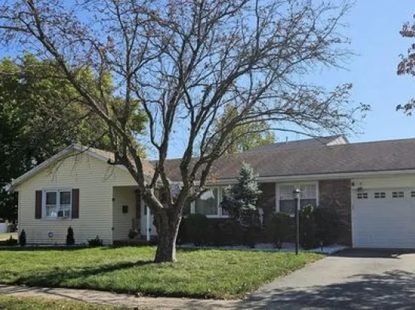 75 Albany Ave, Pompton Lakes Boro, NJ 07442