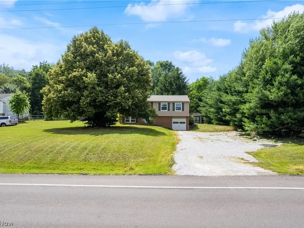 6176 S Cleveland Massillon Rd, Clinton, OH 44216