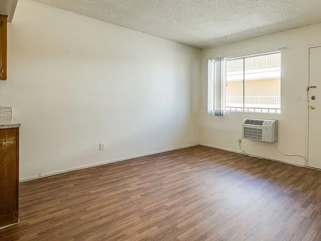 4788 Koval Ln — Photo 16