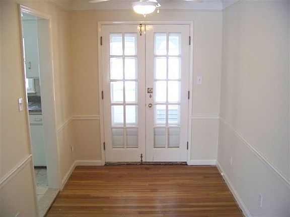3rd image of 16325 Craigmere Dr
