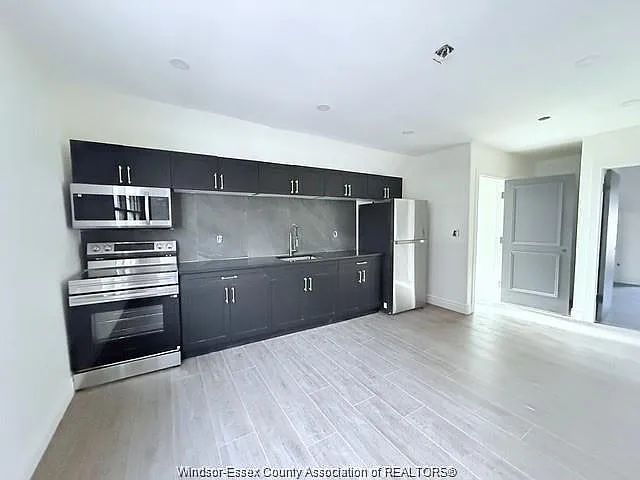 1 bed, $1,334 — Photo 2