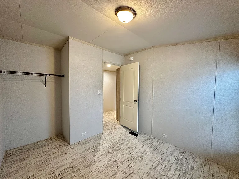 2301 SW Sheridan Rd — Photo 21