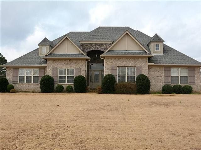 2nd image of 4109 Forest Hill Rd S
