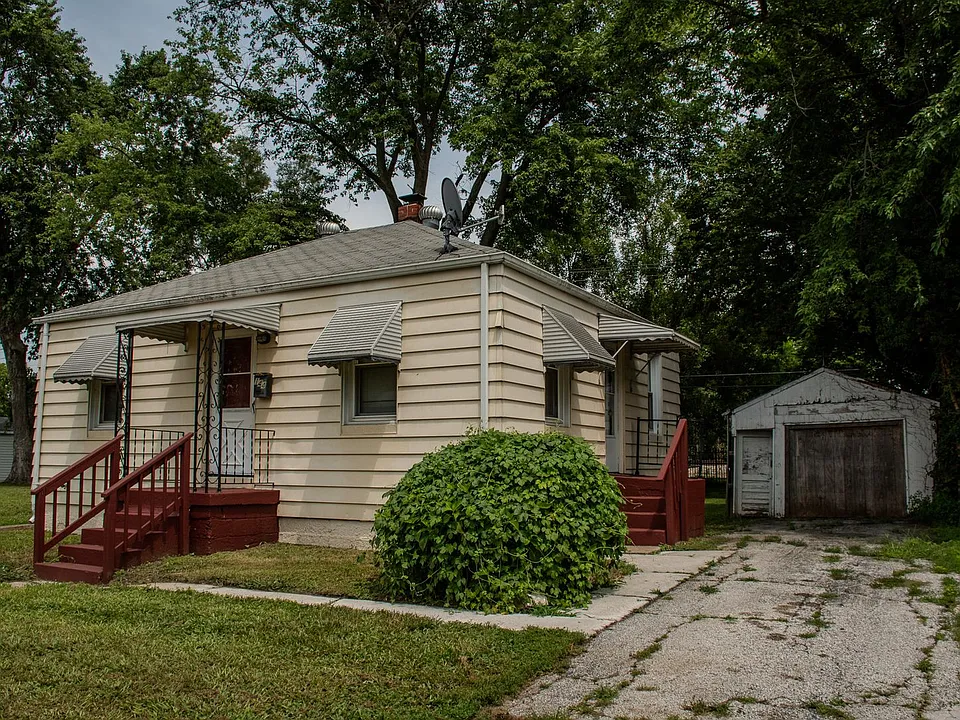 144 Victory Dr