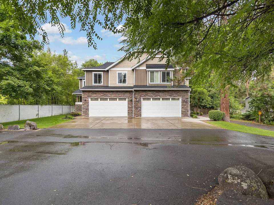 10017 N Whitworth Dr