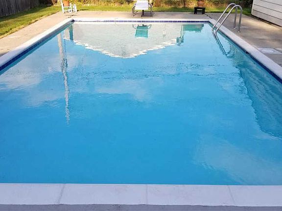 3rd image of 29722 Newport Dr