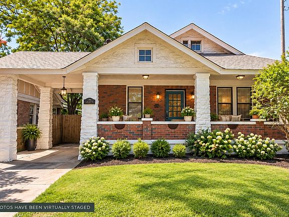 4th image of 2371 Parkway Pl