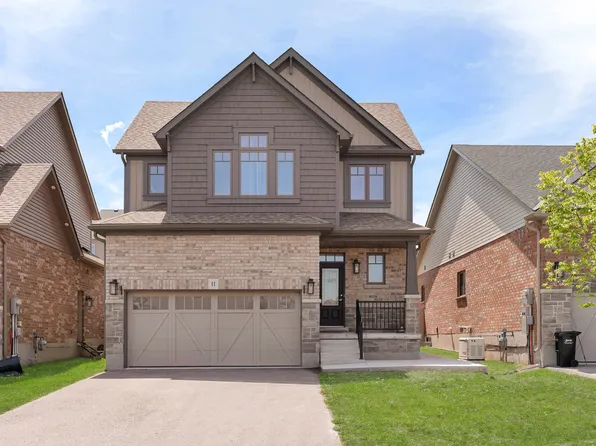 11 McWatt St #Ll, Barrie, ON L4N 6G9